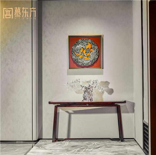 慕东方红木